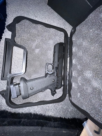 Afbeelding 2 van Dark Viper