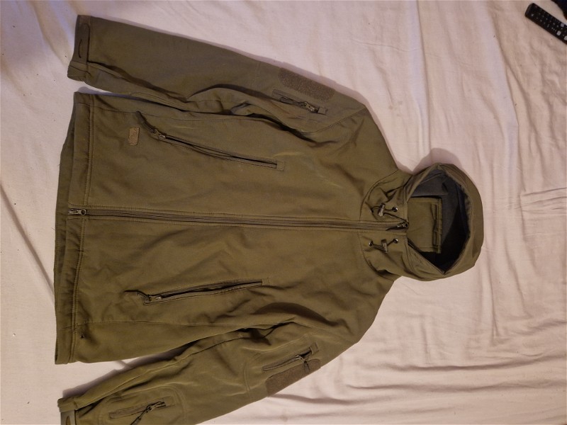 Image 1 for Army green softshell