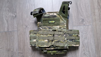 Imagen 2 de TKA - 8Fields JPC Cummerbund Plate Carrier - Multicam Tropic - Met extra's