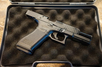 Image 3 for Glock 17 Gen 5 Airsoft (Gaz) brandnew