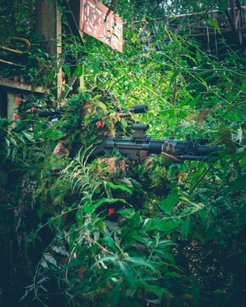 Afbeelding 2 van Unieke MP5SD inferno