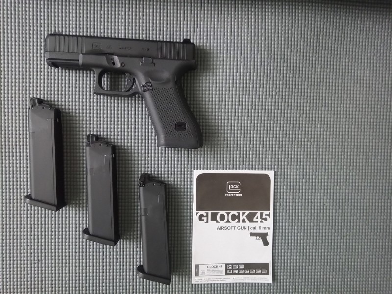 Image 1 pour Glock 45 Umarex, met 3 lekvrije magazijnen