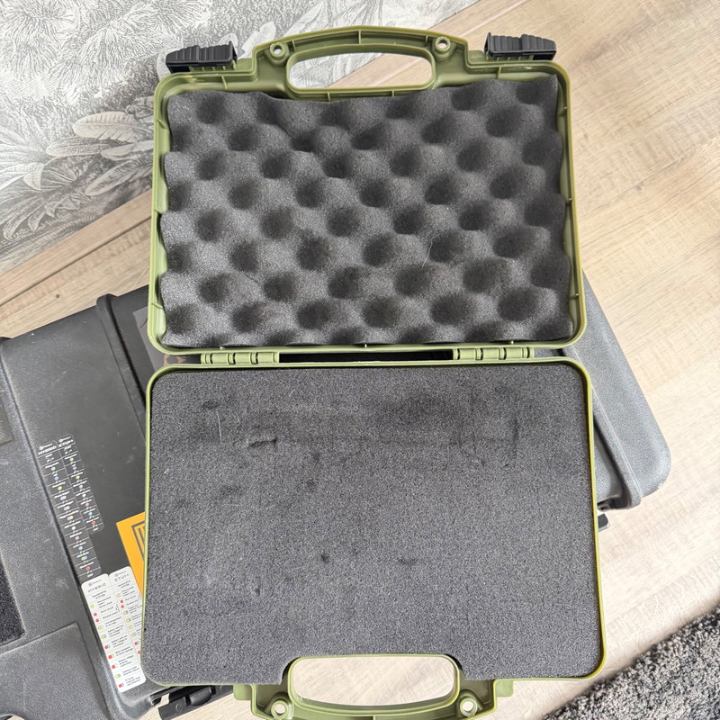 Image 1 for Big and small nuprol cases