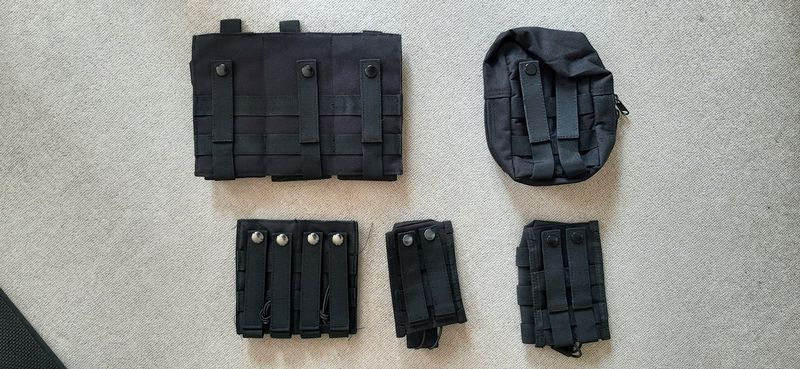 Image 1 pour Nieuw: zwarte m4 mag pouches