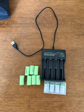 Image for Rechargeable cr123a batteries with charger