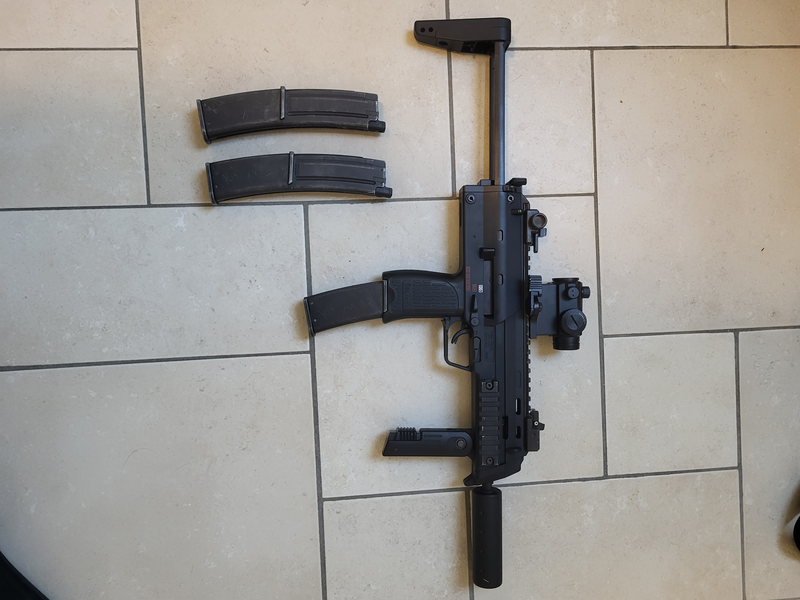 Bild 1 für TM mp7 met 3 mags en attachments.