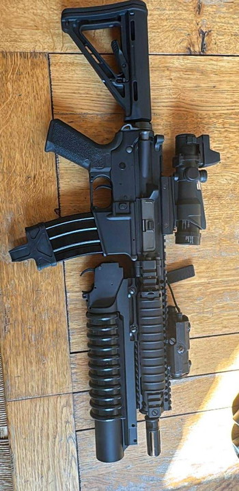 Image 5 for lot de 2 repliques airsoft avec accesoires