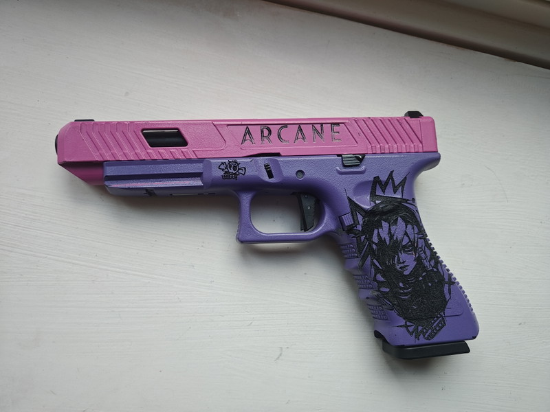 Image 1 for G34 Custom Arcane Jinx Themed build glock