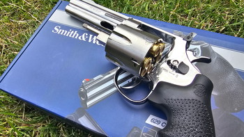 Image 3 for Smith & Wesson  629 Classic 5 Inch Full Metal Co2