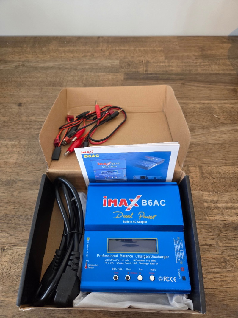 Afbeelding 1 van IMAX B6AC Battery Charger for LiIon LiPo LiFe NiCd NIMH