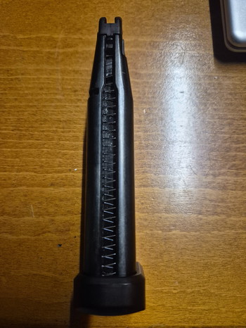 Image 3 pour Ik verkoop mijn magazijnen omdat ik er te veel heb  wil graag langere magazijnen kopen