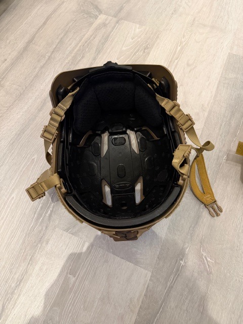 Imagen 1 de FMA Caiman Ballistic Helmet Tan L/XL