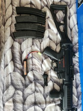 Bild für G&G Mp5 AEG + Mosfet en 3 extra mags