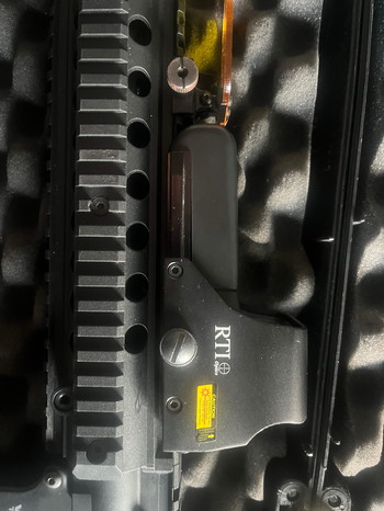 Image 4 for Splinternieuwe M4 met accessoires