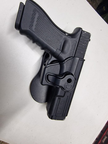 Afbeelding 2 van Glock 17 gen 4 Umarex met F-mark incl. Holster