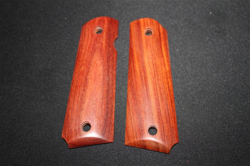 Image 1 for Real Wood 1911 grip plates