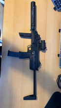 Image for MP7 GBB KWA met HK suppressor en Red dot