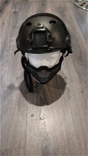 Afbeelding van Emerson helmet met masker en stelschroef