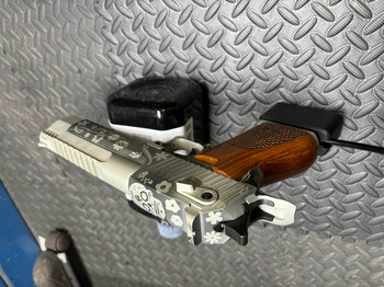 Image 3 pour cybergun/WE desert ealge L6 build