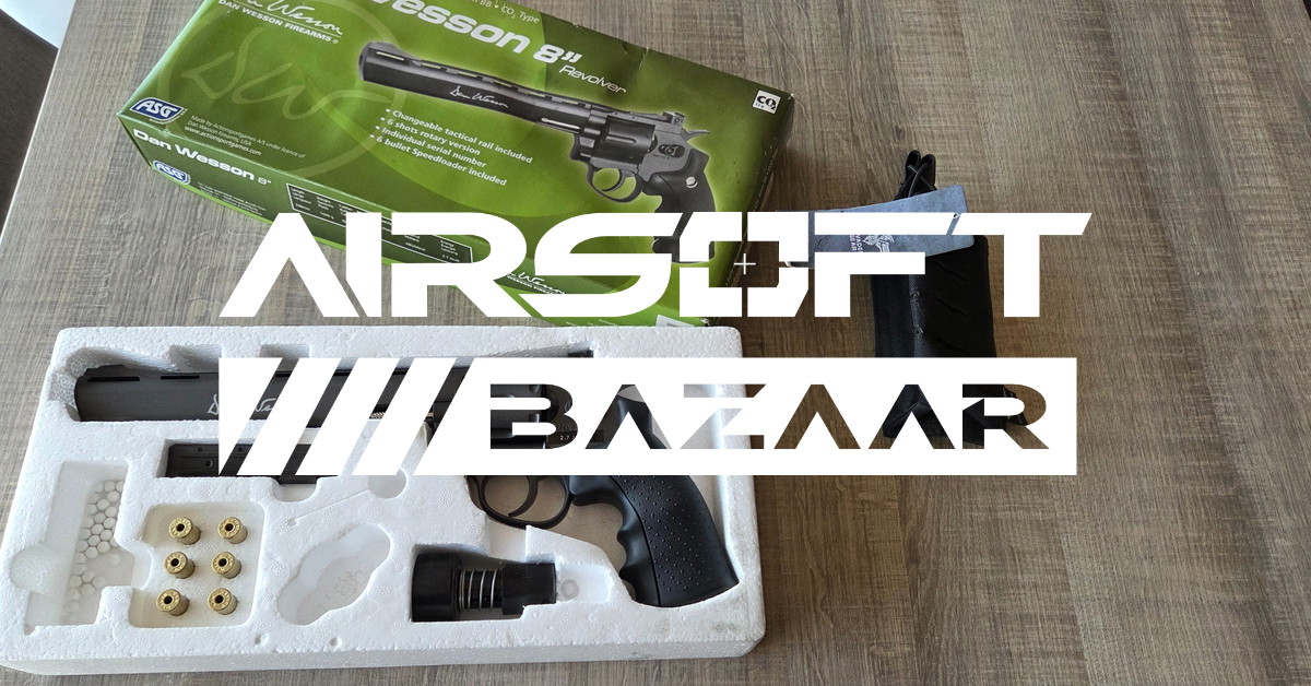 Dan Wesson revolver + Chest rig + rugzak - aparte verkoop mogelijk ...