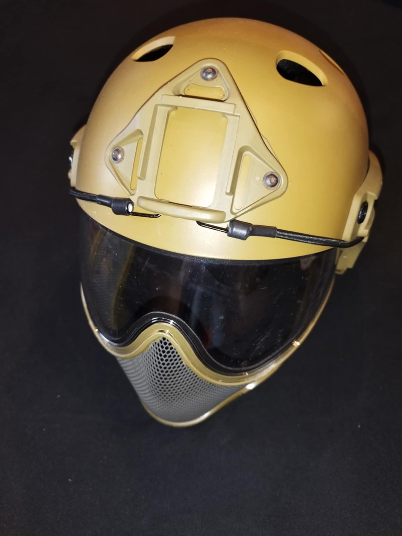 Afbeelding 1 van Warq helm te koop