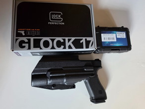 Image pour glock 17 gen 5 gbb + flashlight + holster