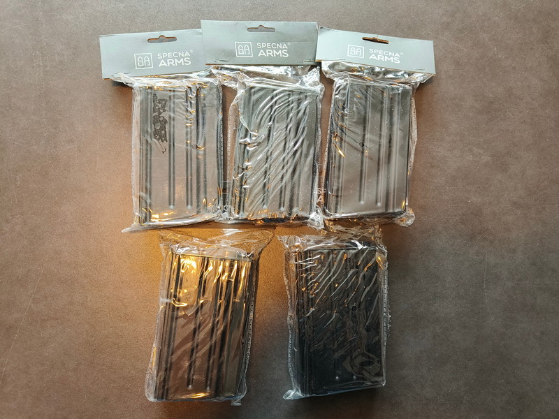 Image 1 for Specna Arms 40 round midcap mags