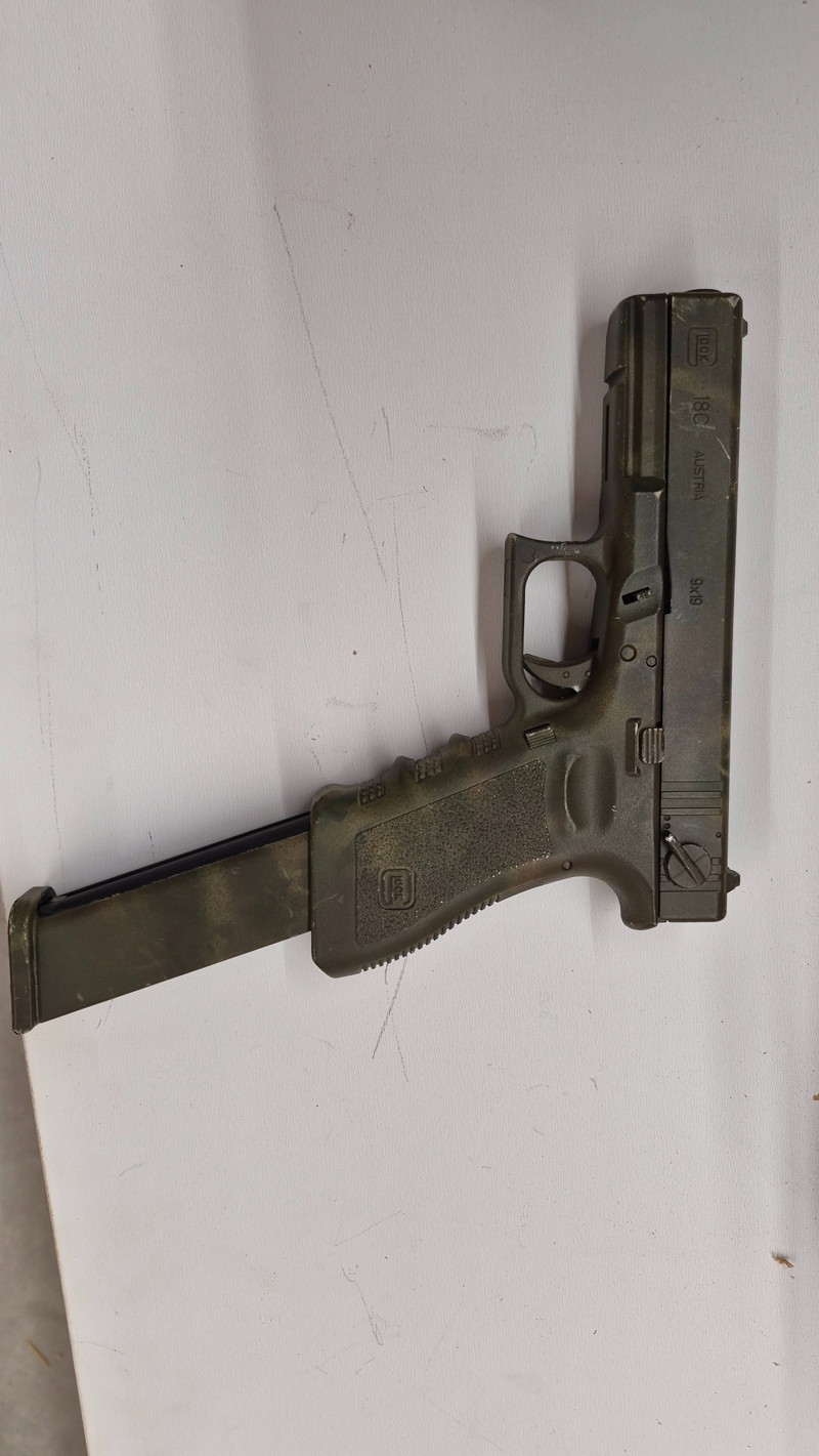 Image 1 for Glock 18c van umarex. Camo