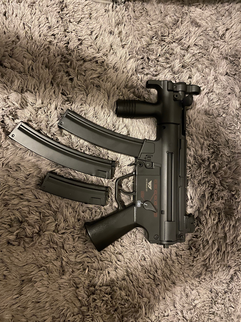 Imagen 1 de AEG MP5 + koffer