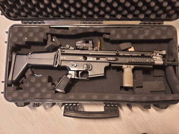 Bild 2 für UPGRADED Tokyo Marui Scar-L CQC NGRS - GATE TITAN - Electric Blowback INCL. TOEBEHOREN