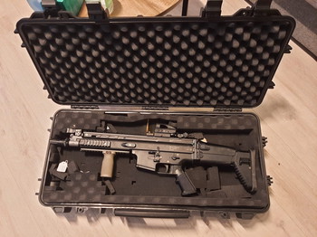 Bild 3 für UPGRADED Tokyo Marui Scar-L CQC NGRS - GATE TITAN - Electric Blowback INCL. TOEBEHOREN