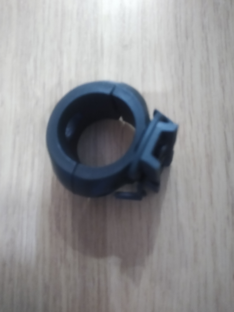 Bild 1 für Flashlight mount 30mm voor fast helmen grijs