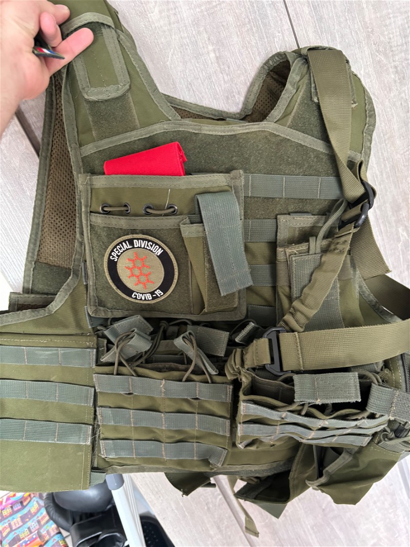 Image 1 pour Invader plate carrier