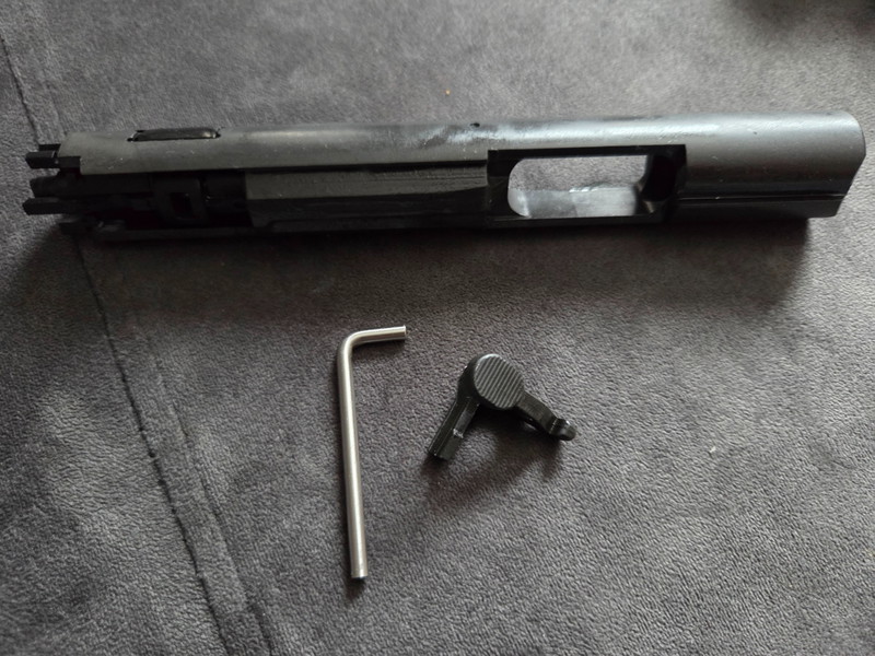 Afbeelding 1 van RA TECH M4 BOLTCARIER + NOZZLE EN NPAS