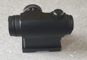 Bild 2 für T1 splinternieuw met low mount