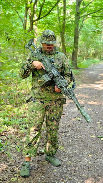 Image 5 for Rare Heavy Beast: Custom A&K PKP Pecheneg with Raptor TWI Conversion (10kg+, 1.9J, Brushless)
