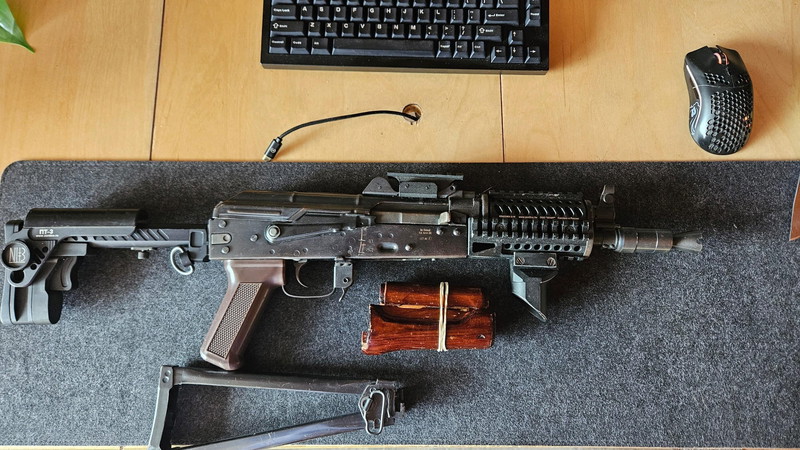Imagen 1 de E&L AK74u