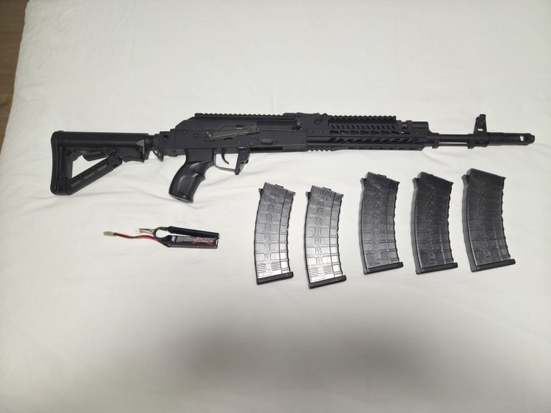 Imagen 1 de G&G RK74-T + 5 Magazines + Accu
