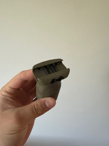 Image 3 for Magpul grip