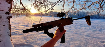 Image 3 for Tokyo Marui MP7A1 GBB TAN Nitro.Vo custom