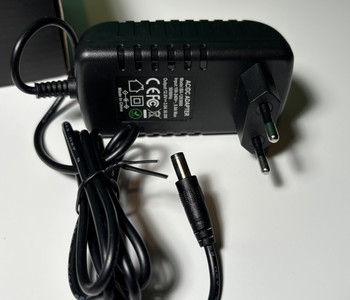 Afbeelding 5 van Titan digital Lithium battery charger