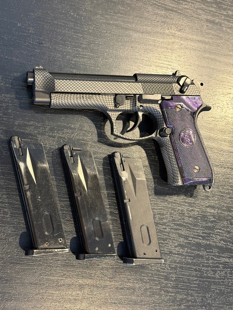 Image 1 for Beretta M9 GBB custom carbon hydrodip