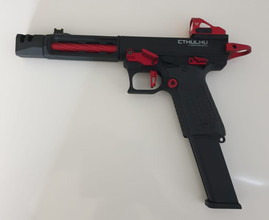 Image pour CTHULHU Tandemkross met red dot en extended mag (new)