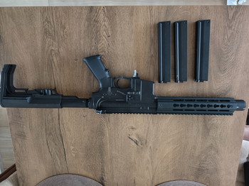 Bild 2 für Gbb rifle met hPa mp5 adapter + 3 mags