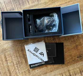 Image 2 pour Vector Optics Red dot