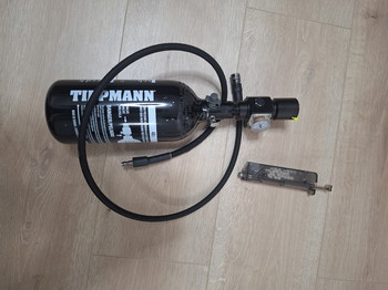 Image 2 for hi-capa's, dye i4 masker, regulator, fles, lijn,toebehoren