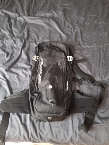 Bild 5 für 2 hi-capa's, dye i4 masker, regulator, fles, lijn,toebehoren
