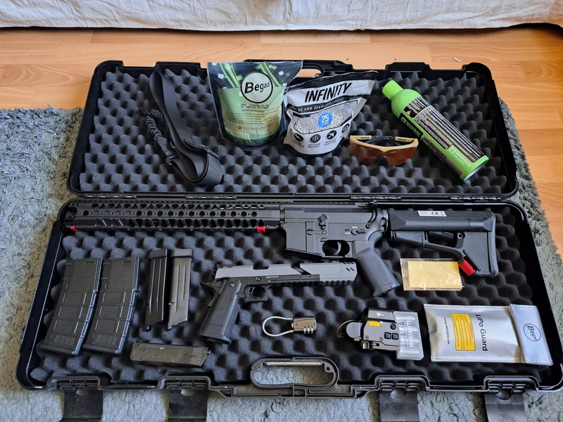 Bild 1 für Airsoft Guns und Zubehör, perfekt für den Einstieg