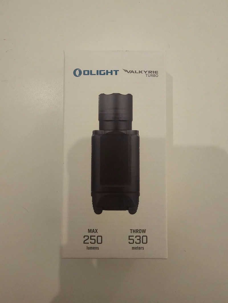 Image 1 pour Olight Valkyrie Turbo flashlight