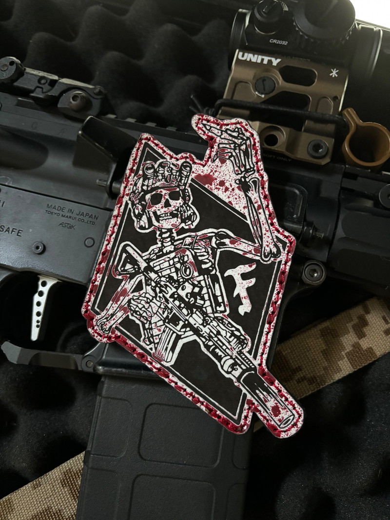 Imagen 1 de Forward Observations Group V2 Blood Spat patch